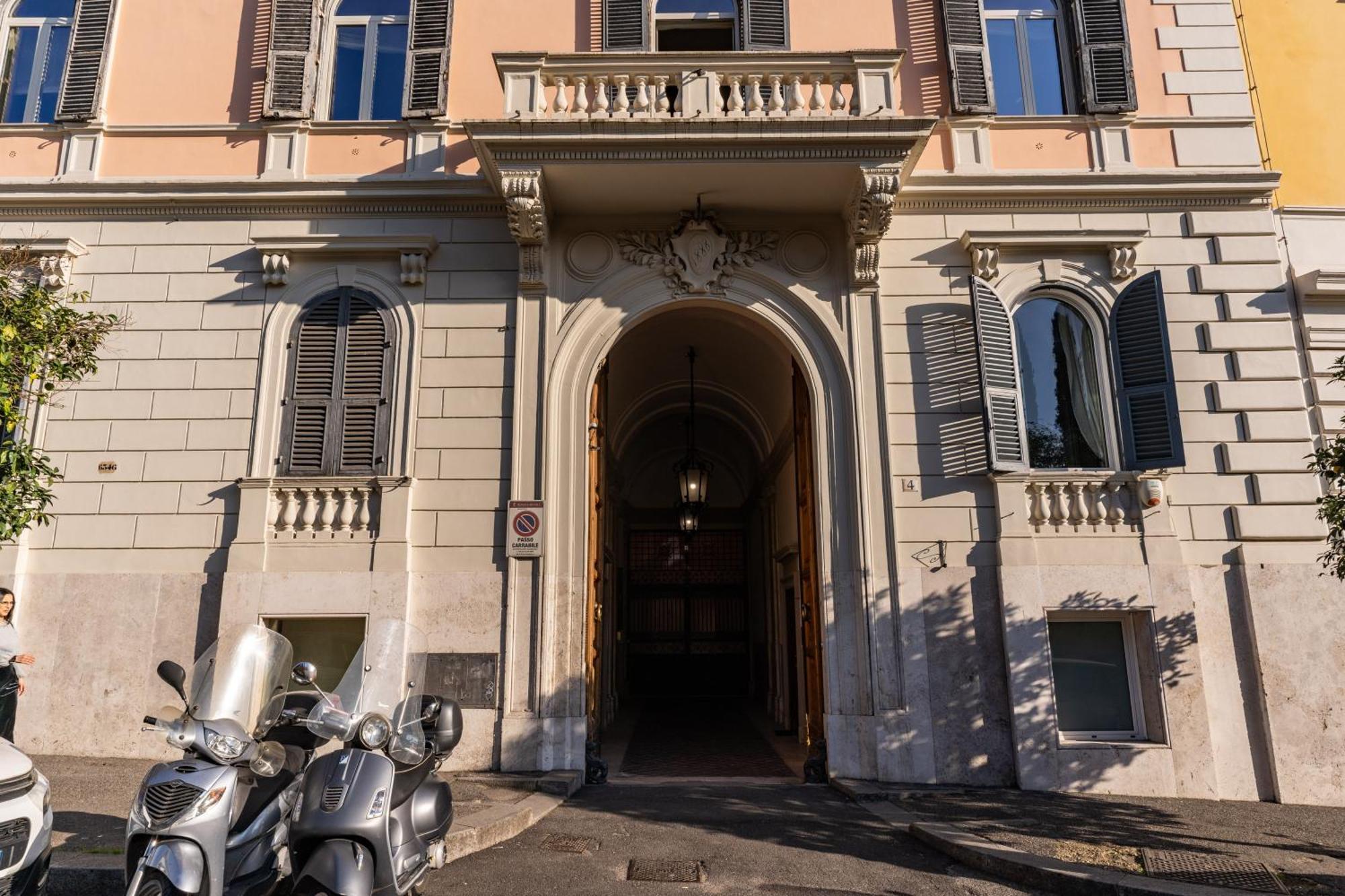 Operà Bed & Breakfast Roma